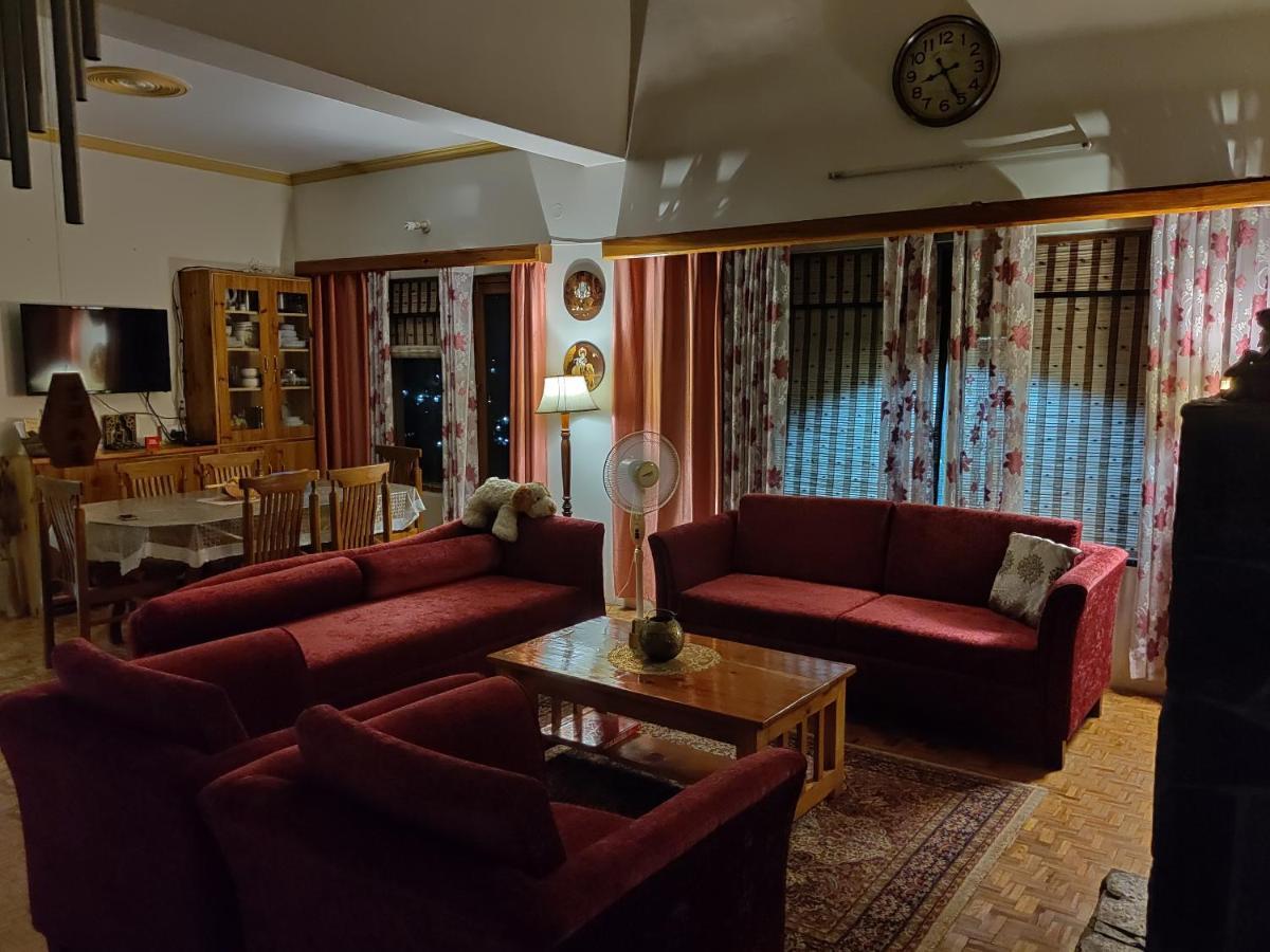 Aashirwad Homestay Kulu Eksteriør bilde